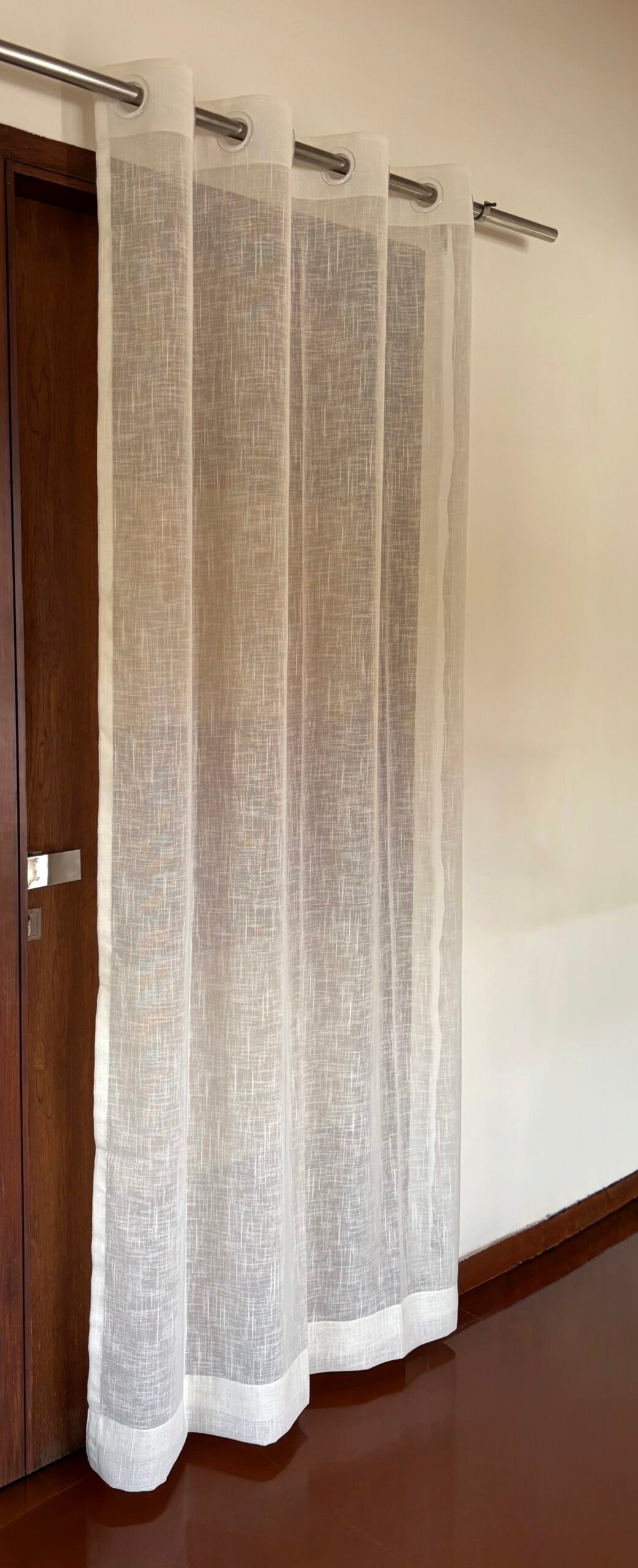 CLASSIC SHEER CURTAIN