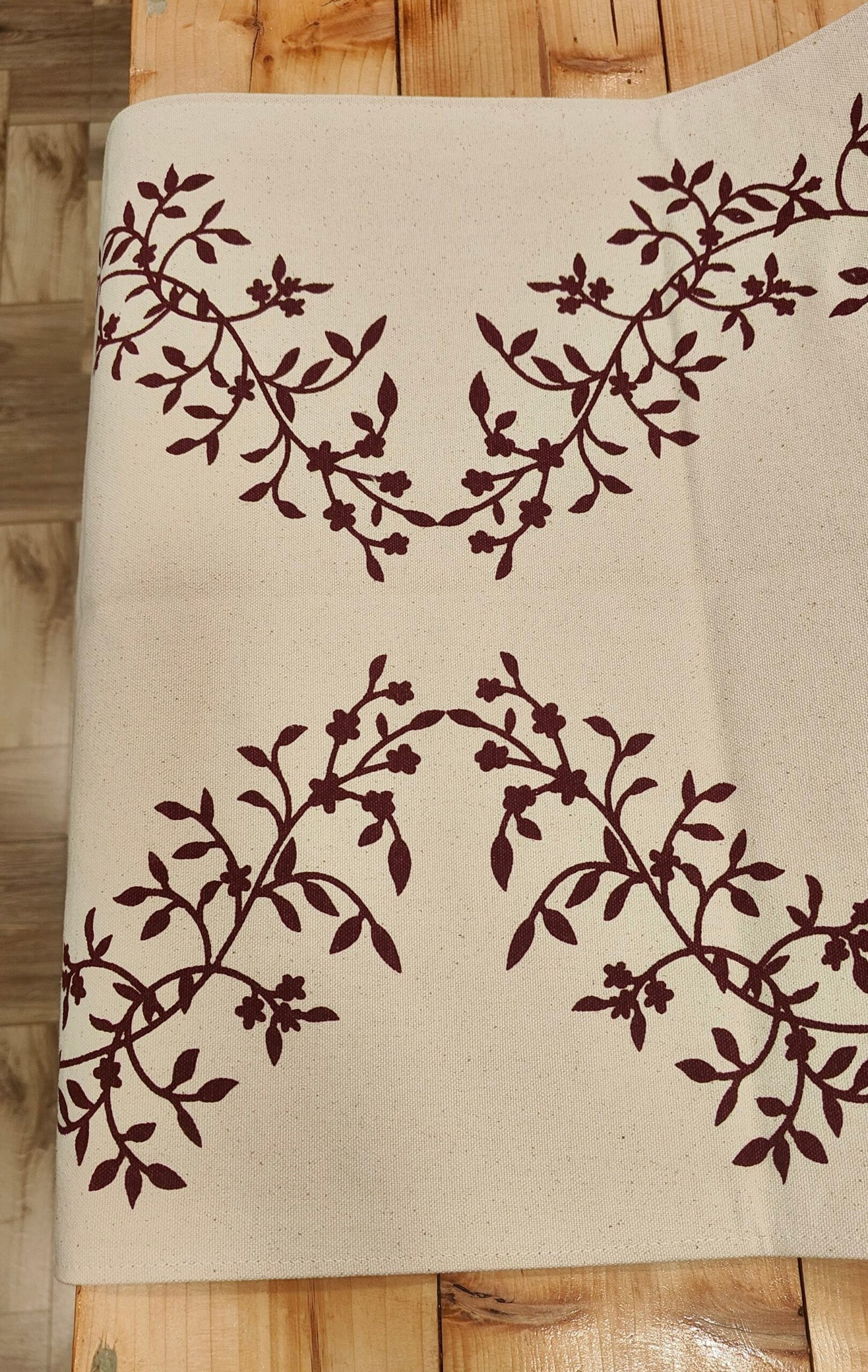 TABLE RUNNER - Image 3
